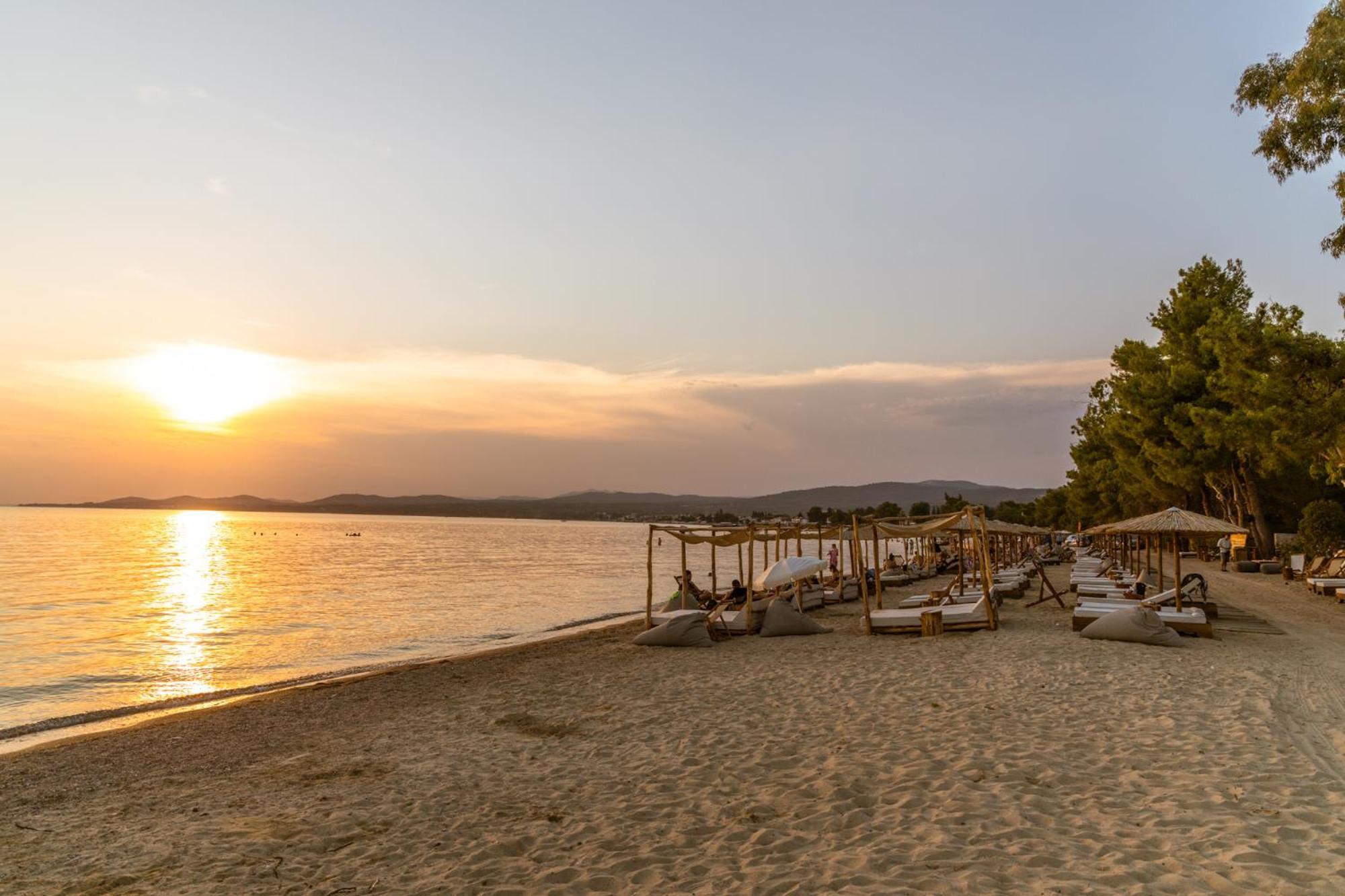 Ergon Beach House Nikiti Exteriör bild